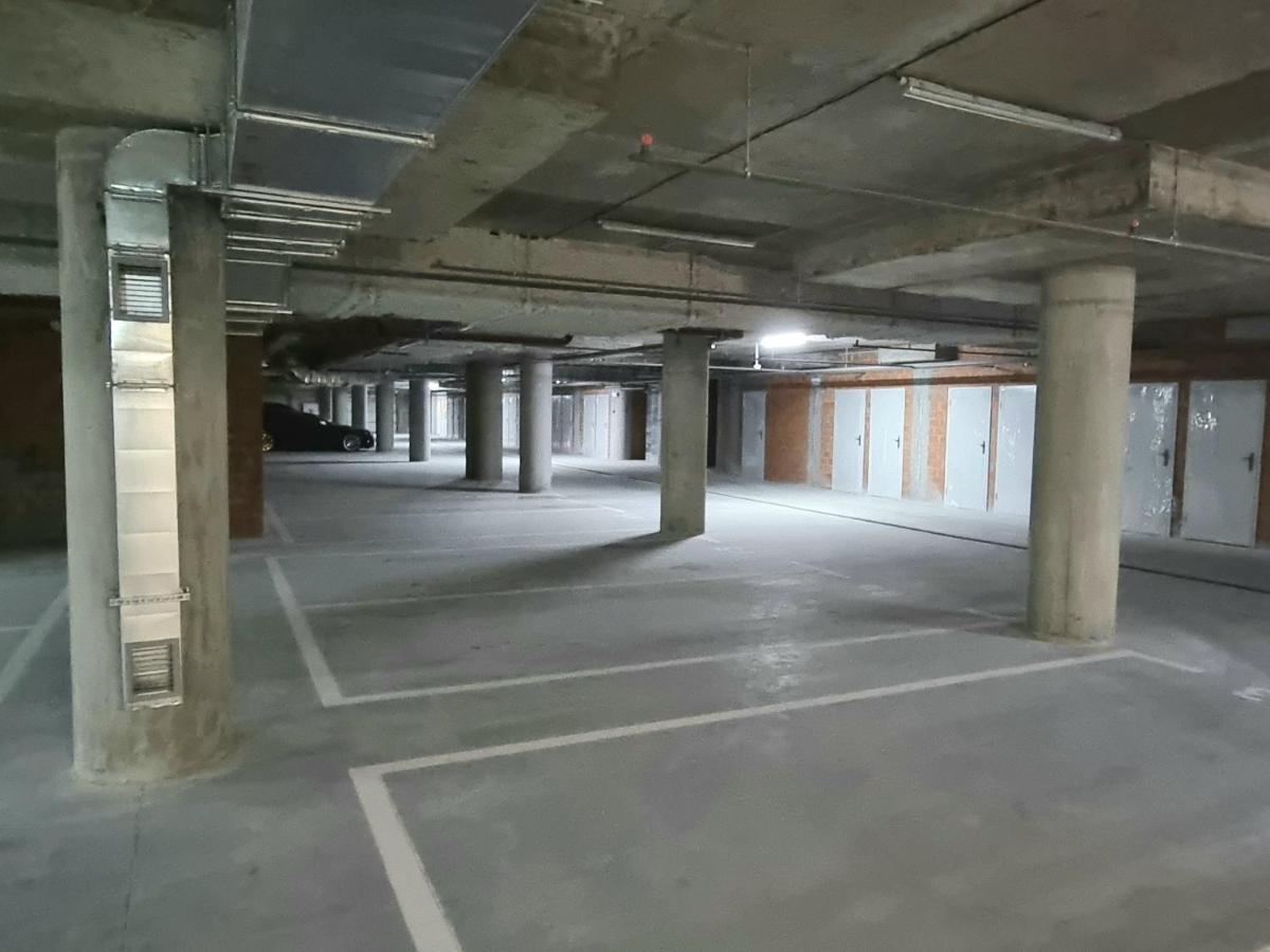 Квартира Метро Харківська, Позняки Жк Лебединий Kiev Buitenkant foto